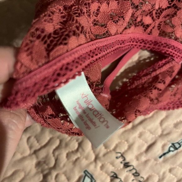 ✨Gently used Xhilaration Bralette✨ - Picture 3 of 4